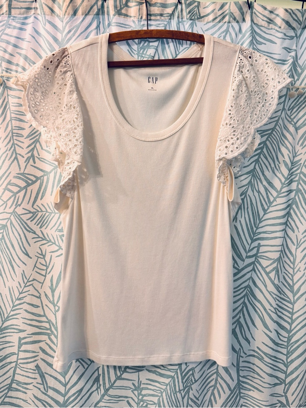 GAP Off-White Ribbed Blouse with Eyelet Flutter Sleeves